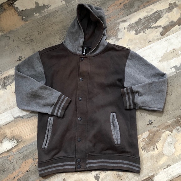 🦚3 for $10🦚 Boys snap up hoodie - Picture 1 of 4